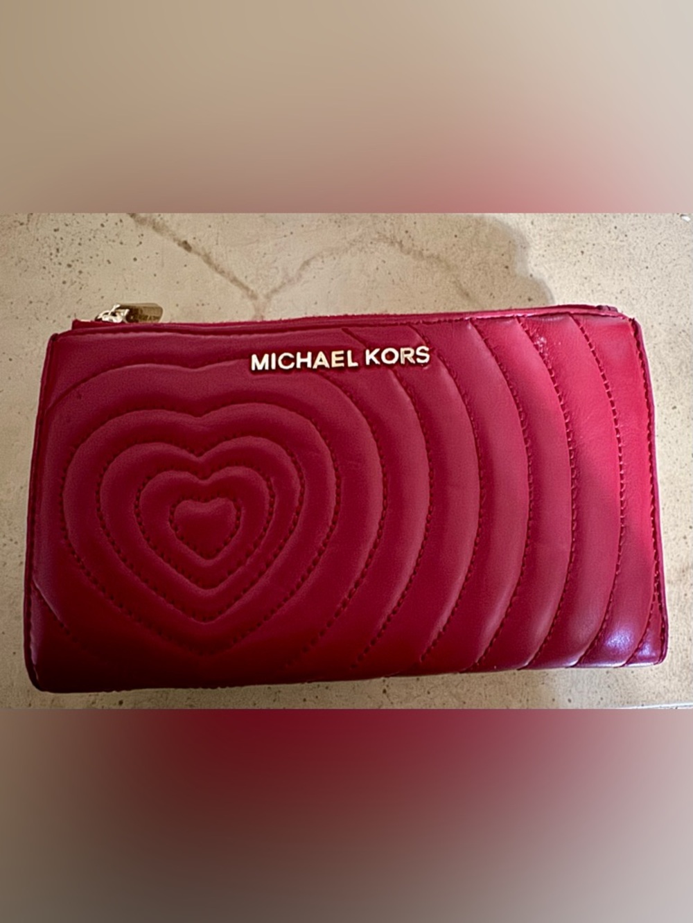 Michael Kors Red Quilted Heart Wristlet Clutch with Gold Logo EUC - Picture 9 of 11